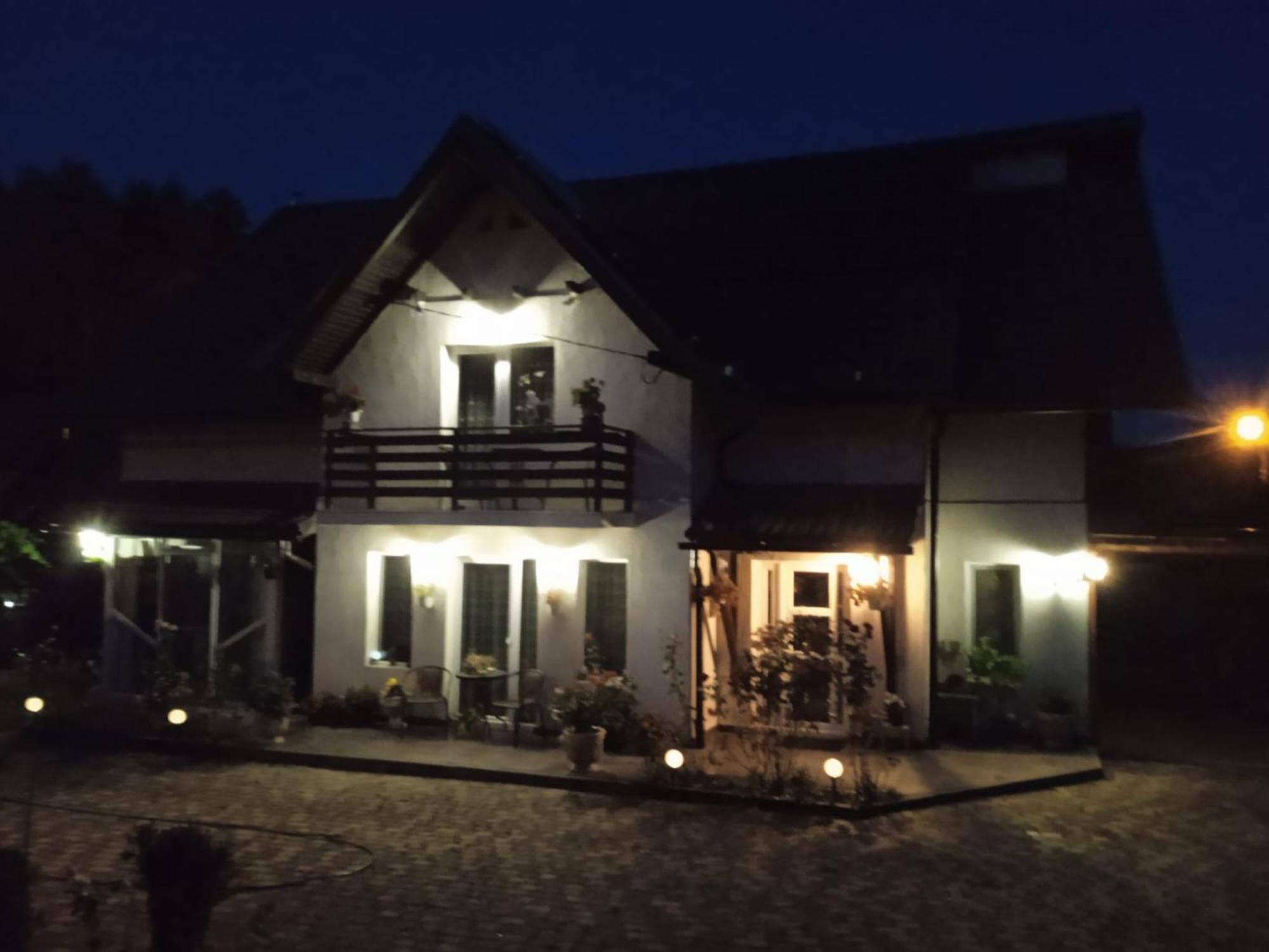 Apartamento Edelweiss Ilinca Zărneşti Exterior foto